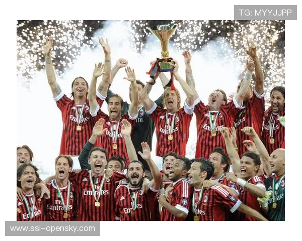 AC米兰22轮不败紧追国米，阿莱格里防守体系展现稳定性