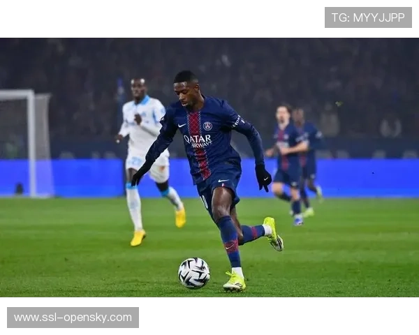 -巴黎圣日耳曼5-0马赛2分领跑，登贝莱2射1传克瓦拉茨赫利亚替补建功-